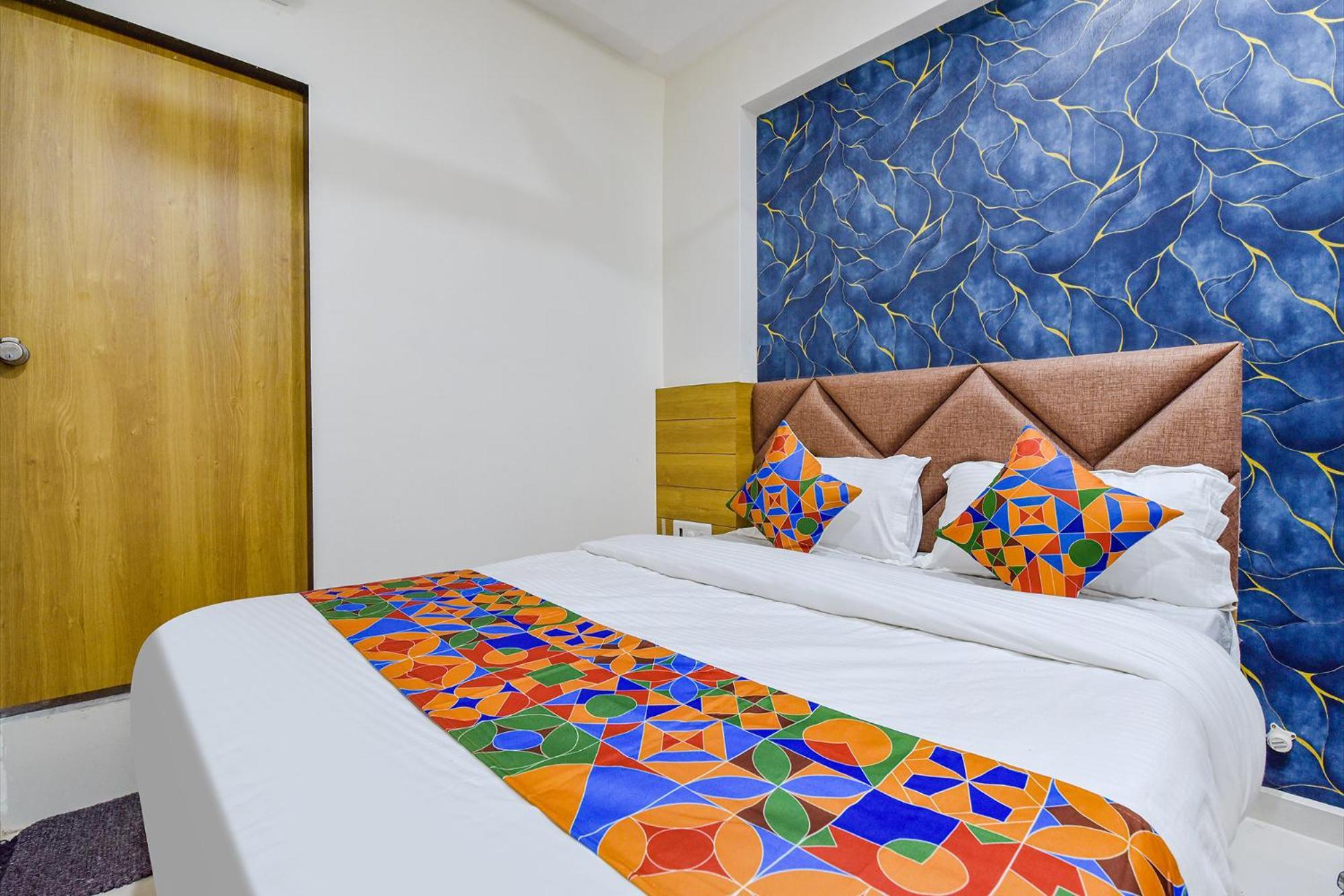Hotel Green Tree Ahmedabad Eksteriør billede