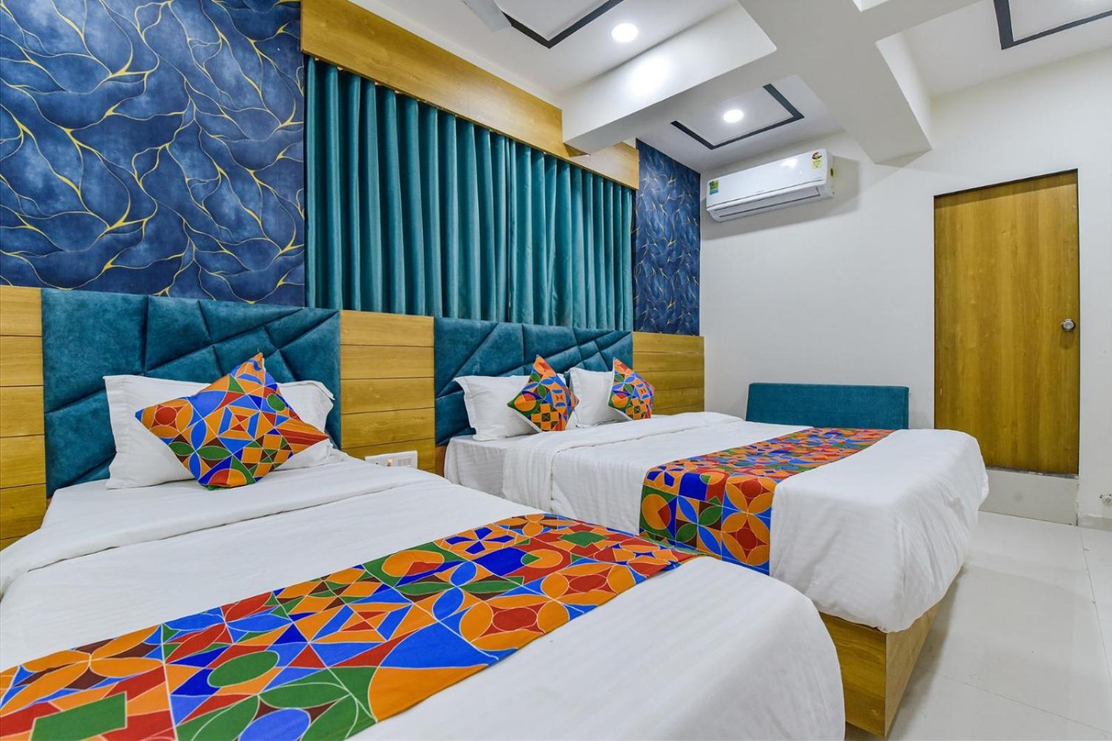 Hotel Green Tree Ahmedabad Eksteriør billede
